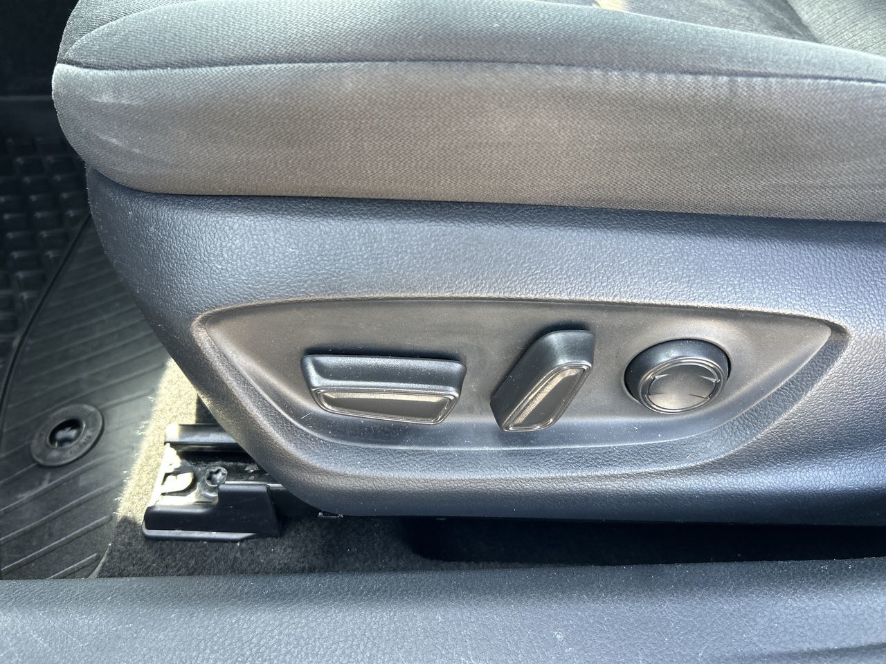 Toyota Camry Hybrid  2024 à Bolton, Ontario