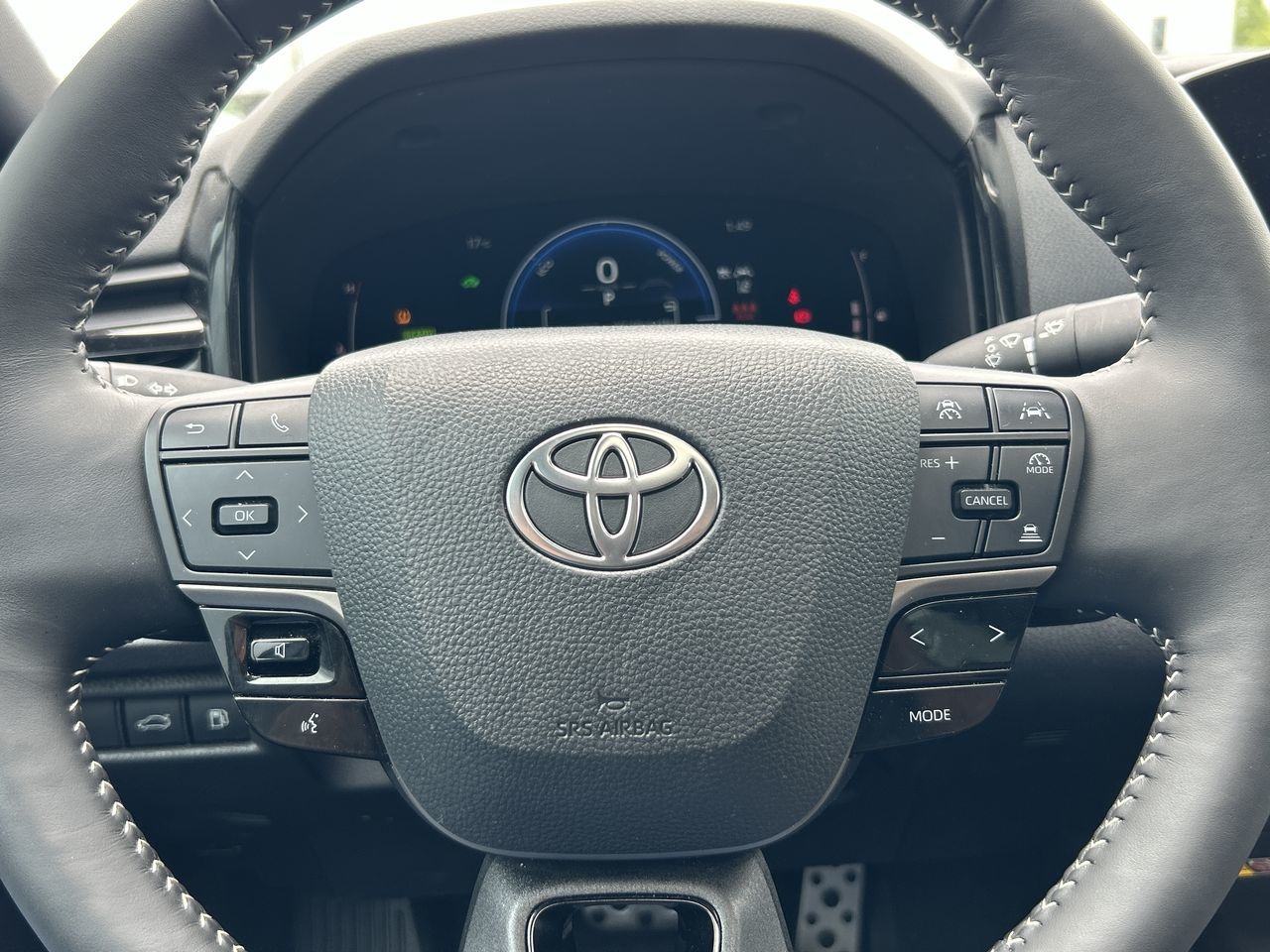 Toyota Camry Hybrid  2025 à Bolton, Ontario