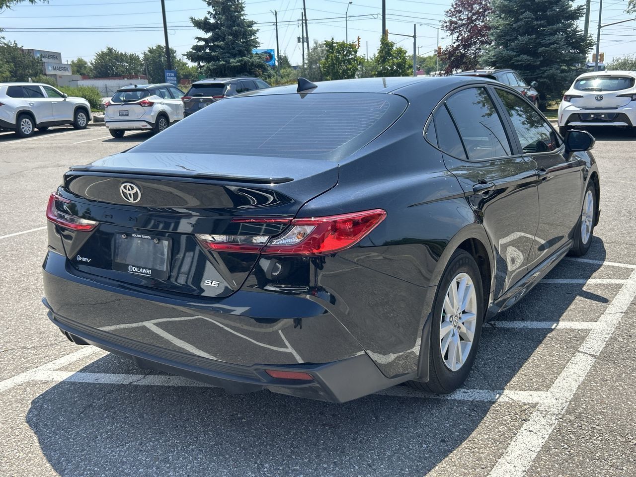 Toyota Camry Hybrid  2025 à Bolton, Ontario