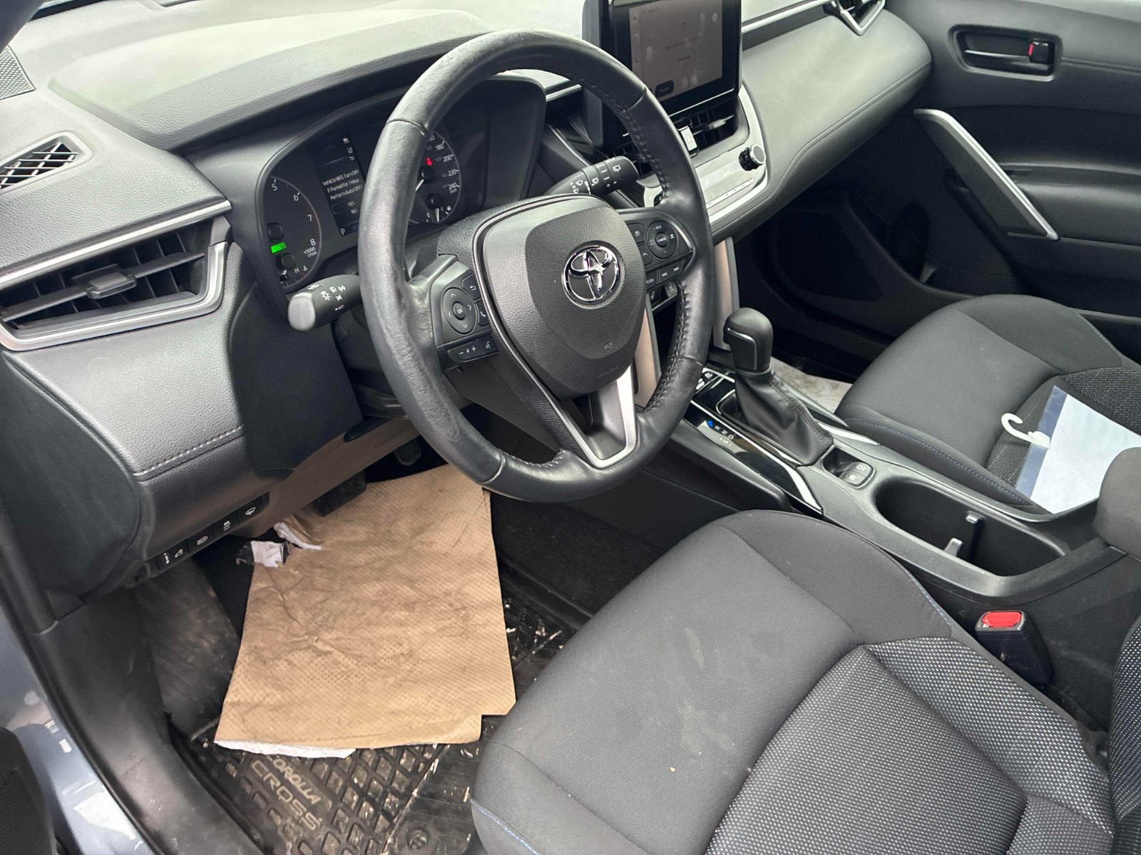 Toyota Corolla Cross Hybrid  2023 à Bolton, Ontario