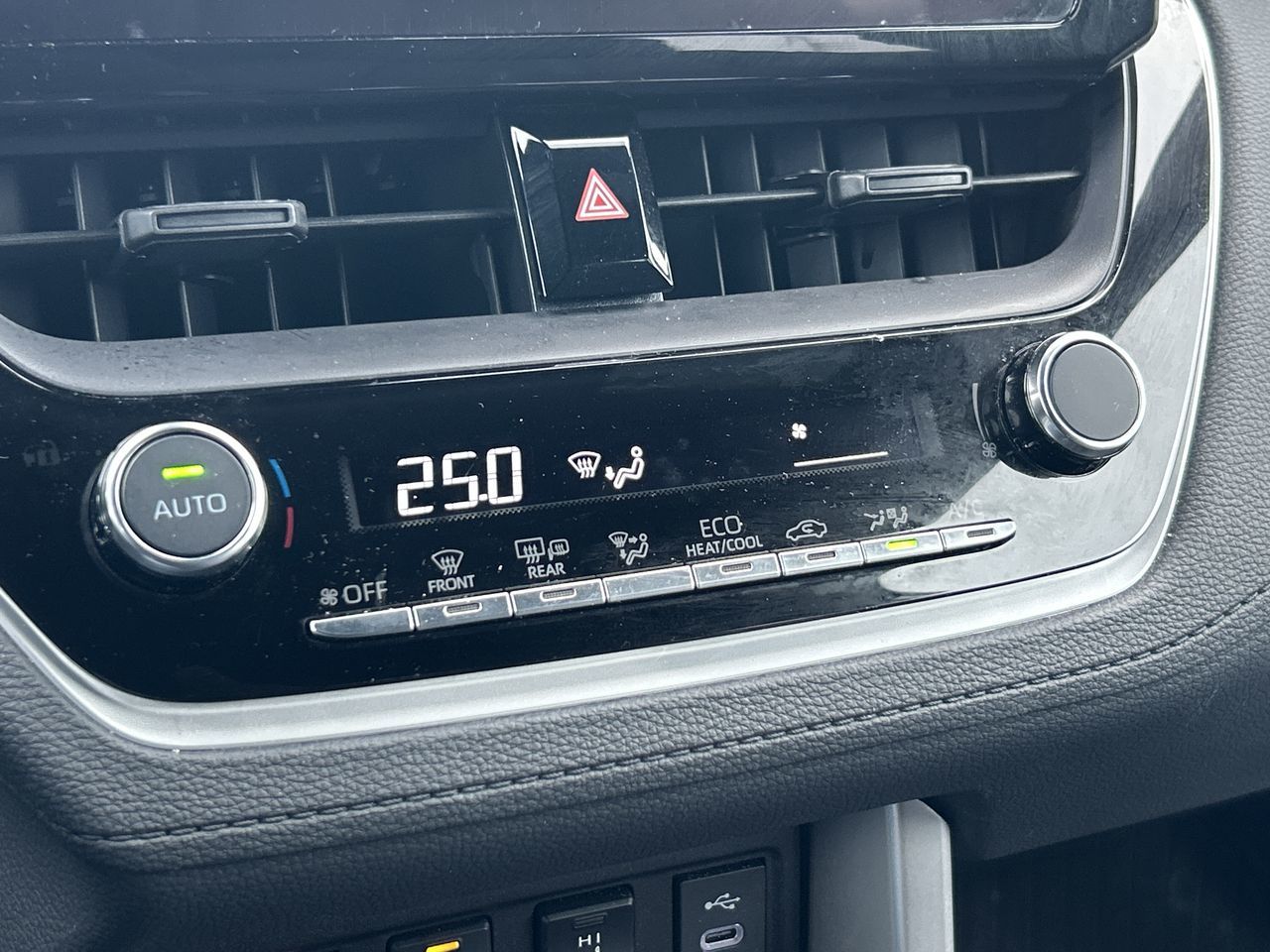 Toyota Corolla Cross Hybrid  2025 à Bolton, Ontario