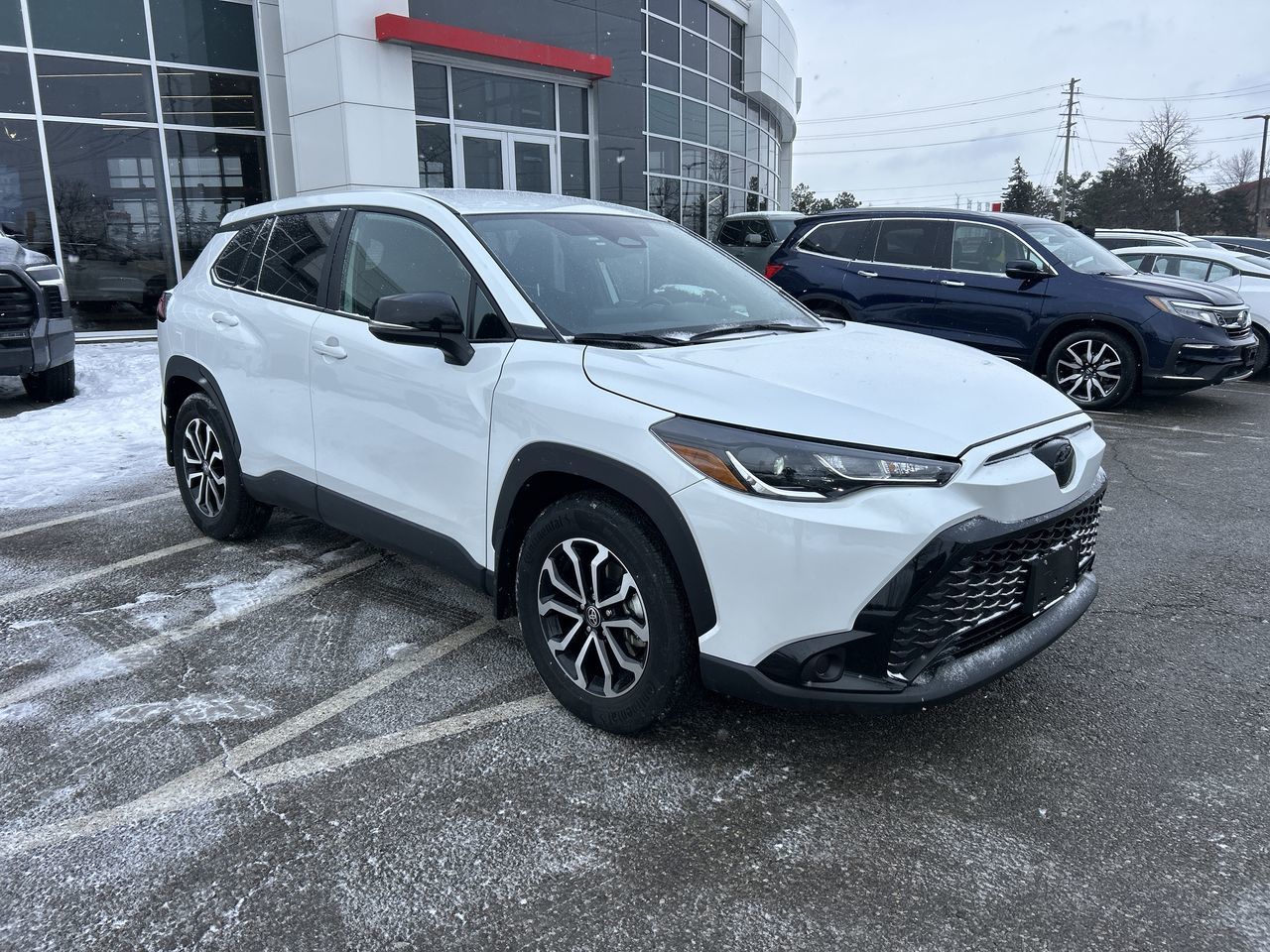 Toyota Corolla Cross Hybrid  2025 à Bolton, Ontario