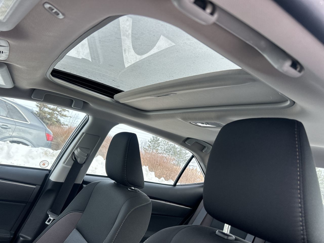 Toyota Corolla  2017 à Bolton, Ontario