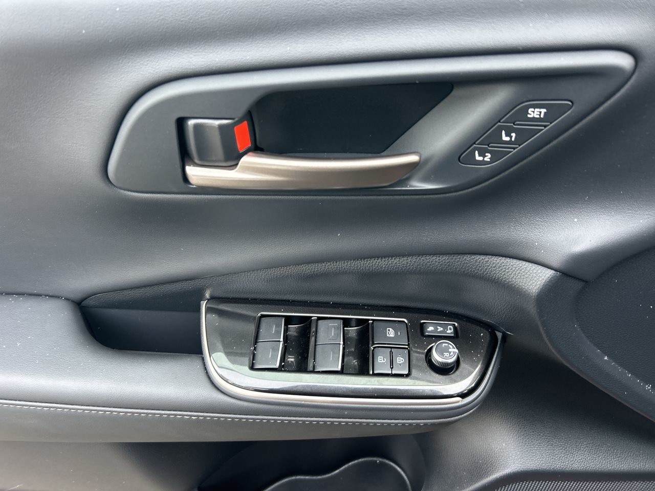 2025 Toyota CROWN in Bolton, Ontario