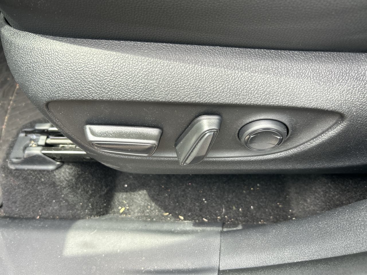 2025 Toyota GRAND HIGHLANDER HYB in Bolton, Ontario