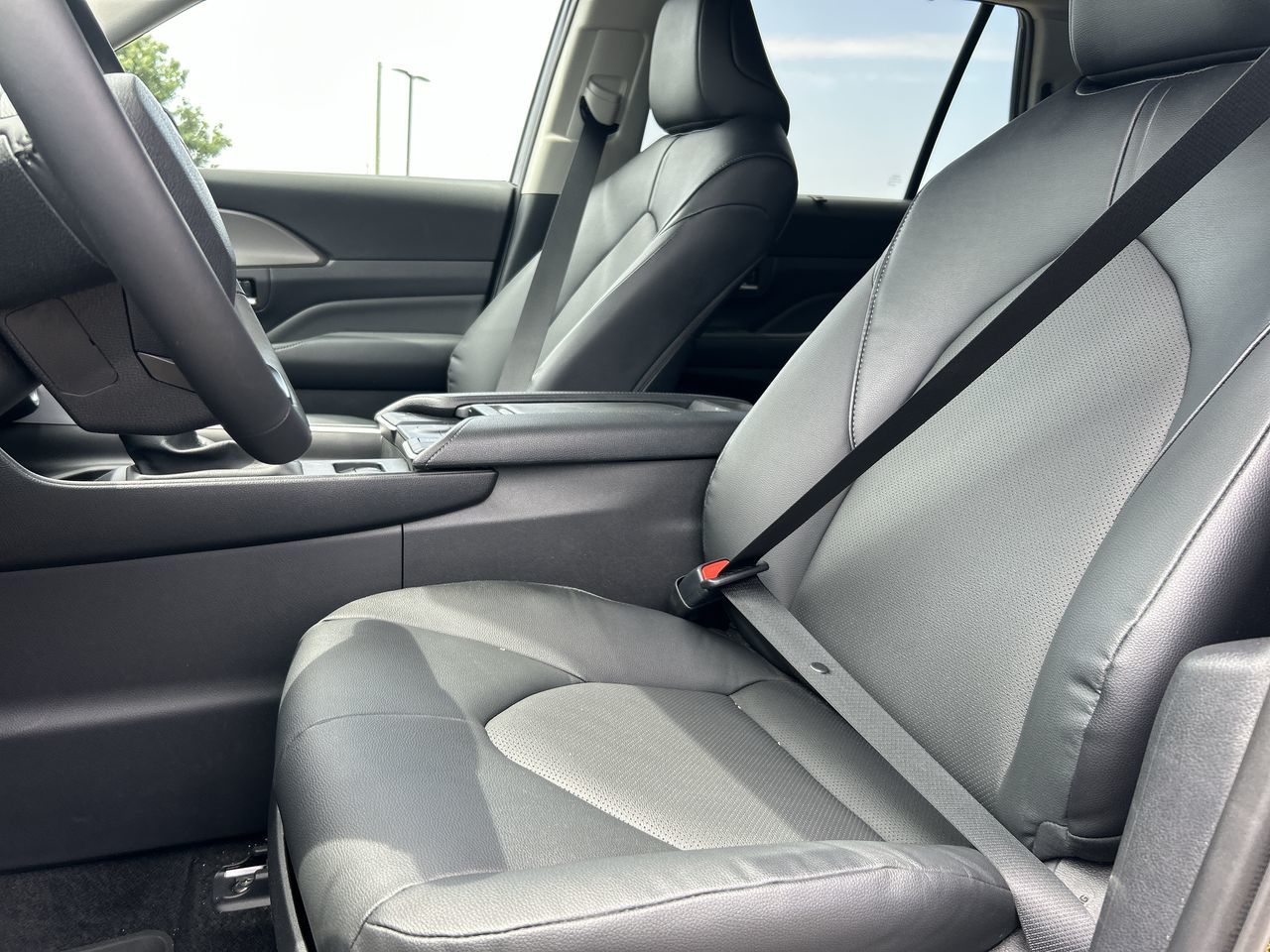 2025 Toyota GRAND HIGHLANDER HYB in Bolton, Ontario