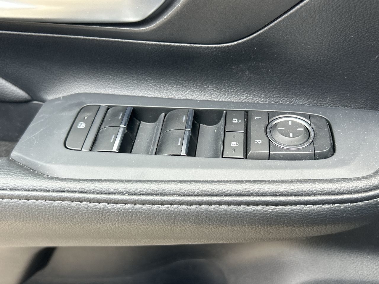 2025 Toyota GRAND HIGHLANDER HYB in Bolton, Ontario