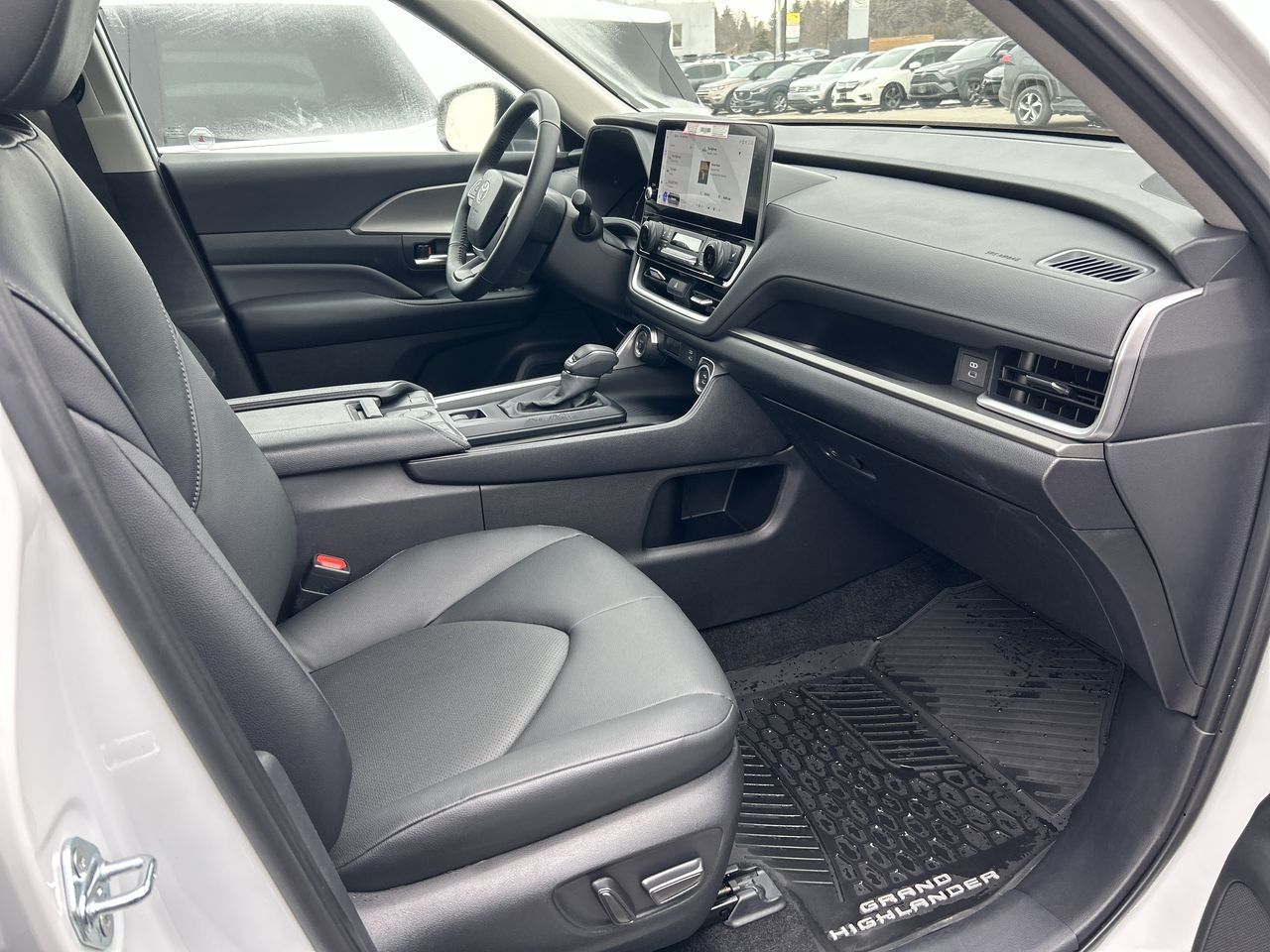 2025 Toyota Grand Highlander Hyb in Bolton, Ontario
