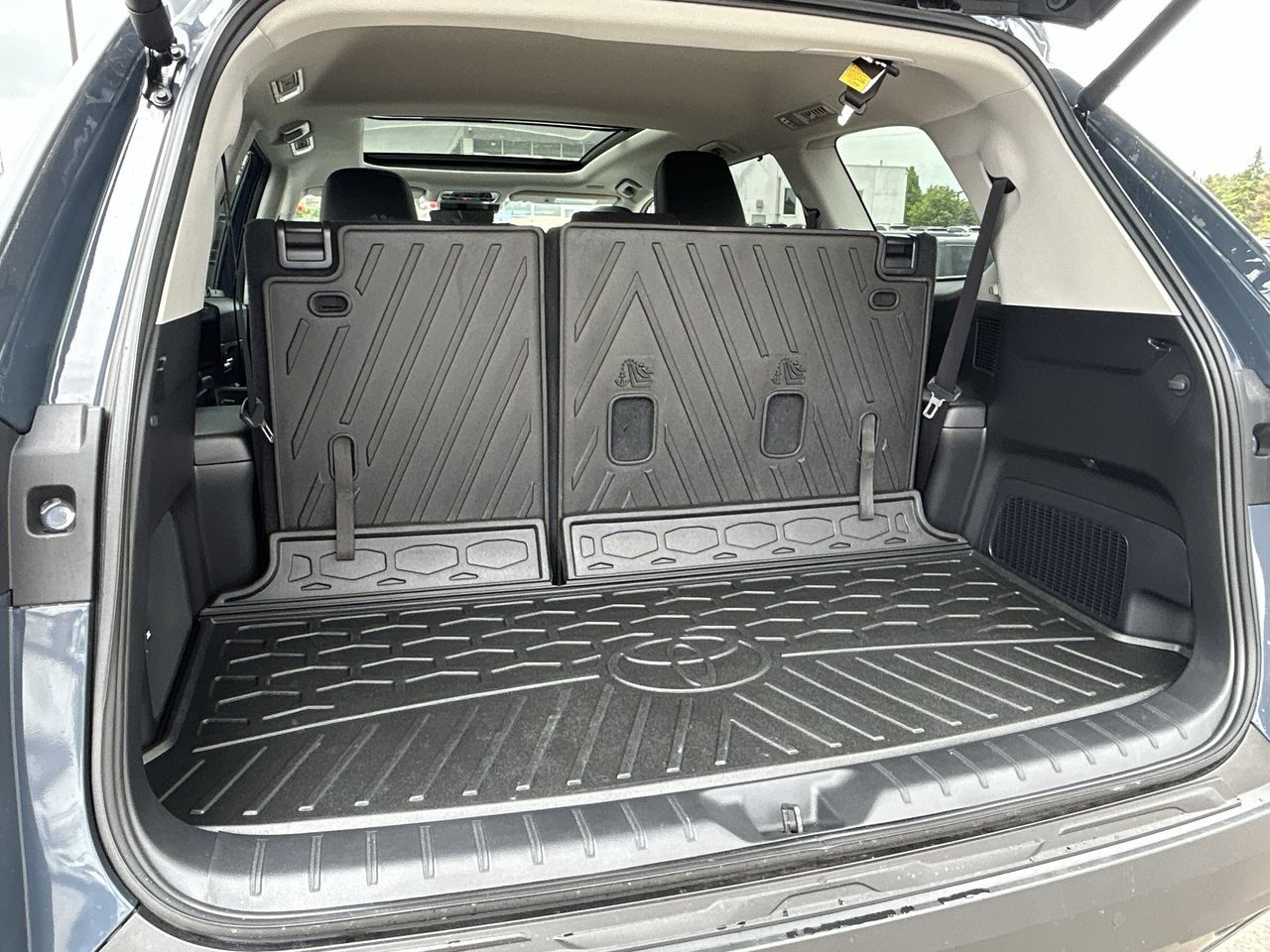 Toyota GRAND HIGHLANDER HYBRID  2024 à Bolton, Ontario