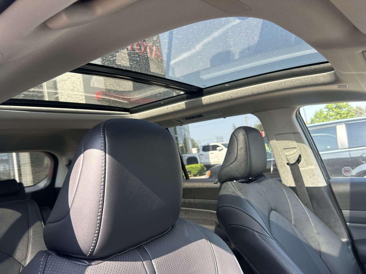 Toyota GRAND HIGHLANDER HYBRID  2024 à Bolton, Ontario