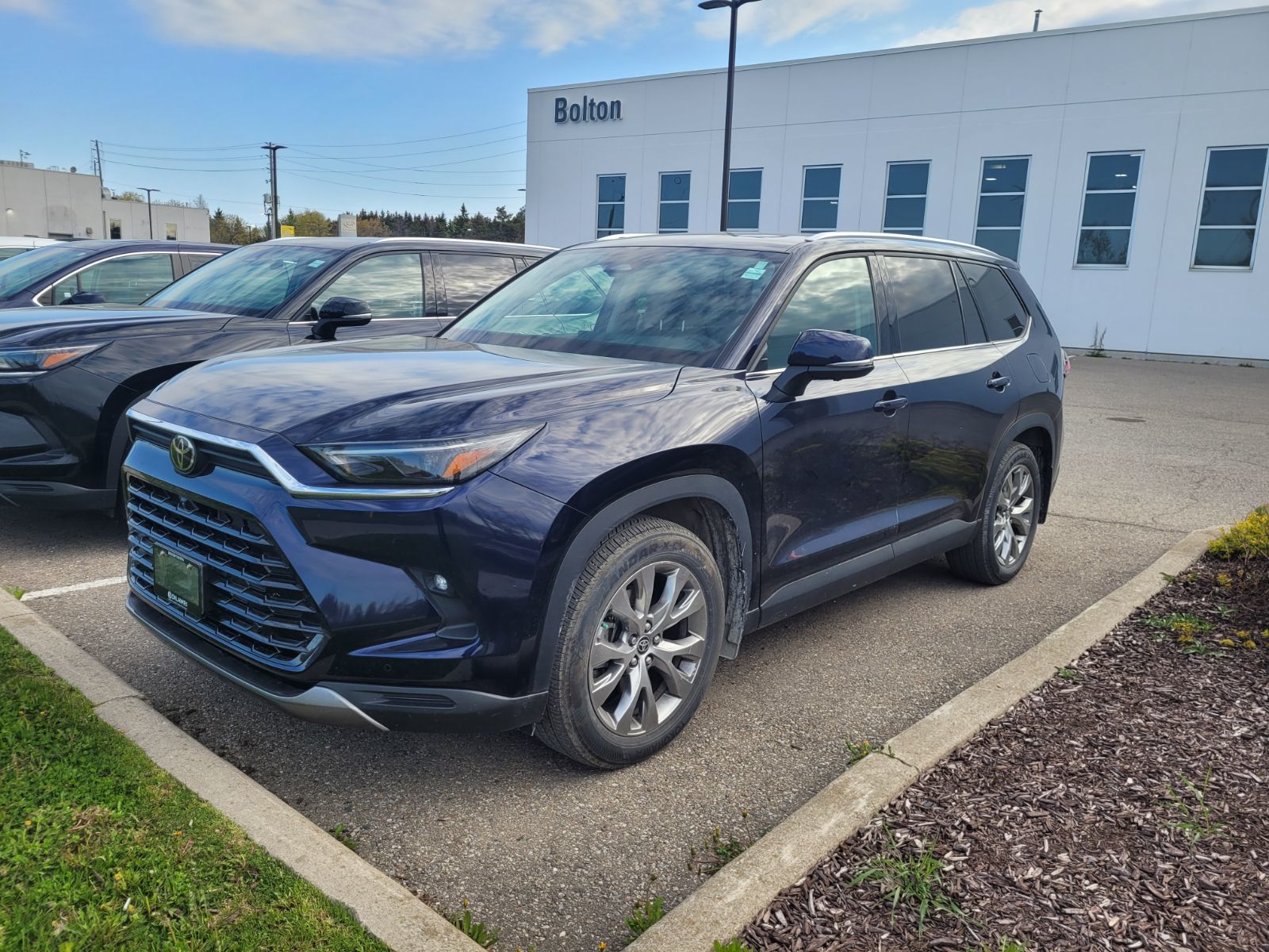 Toyota Grand Highlander  2024 à Bolton, Ontario