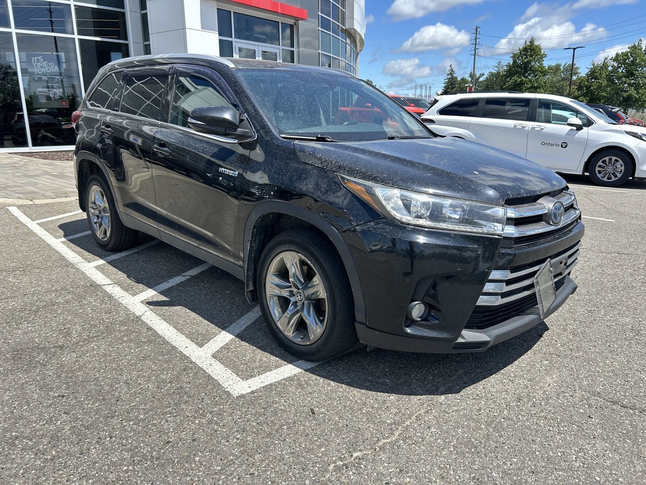 2019 Toyota Highlander hybrid in Bolton, Ontario