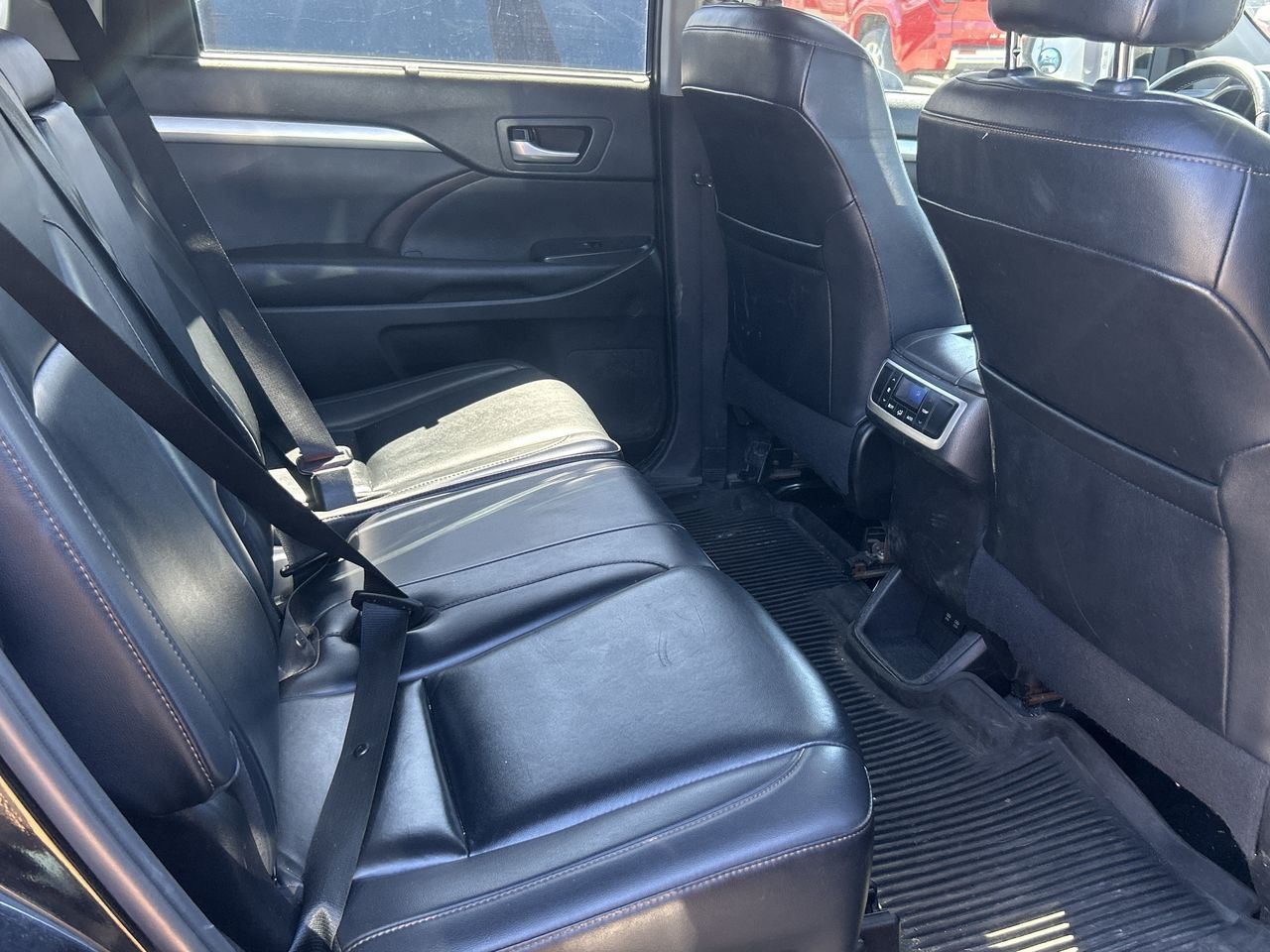 Toyota Highlander hybrid  2019 à Bolton, Ontario