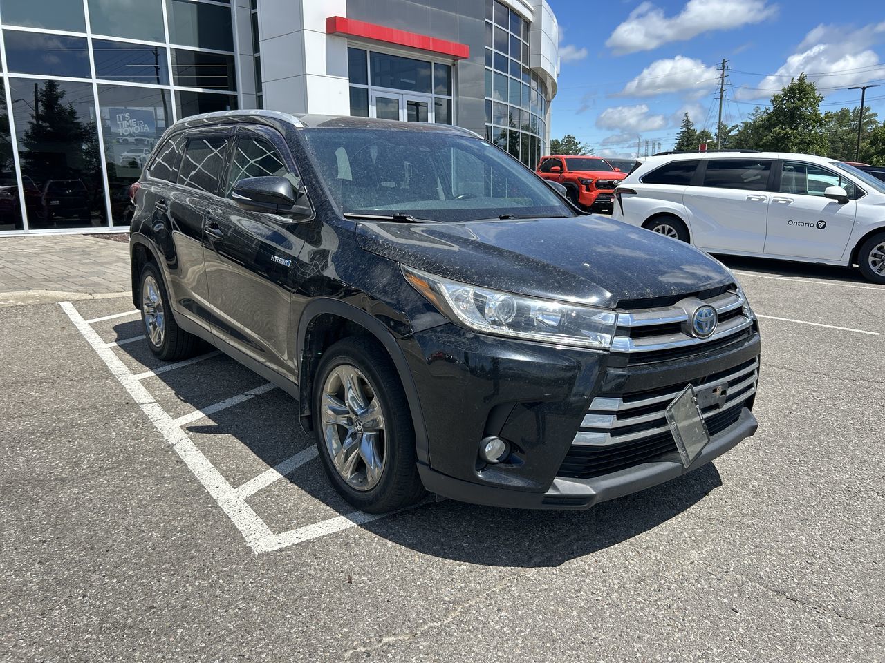 2019 Toyota Highlander hybrid in Bolton, Ontario
