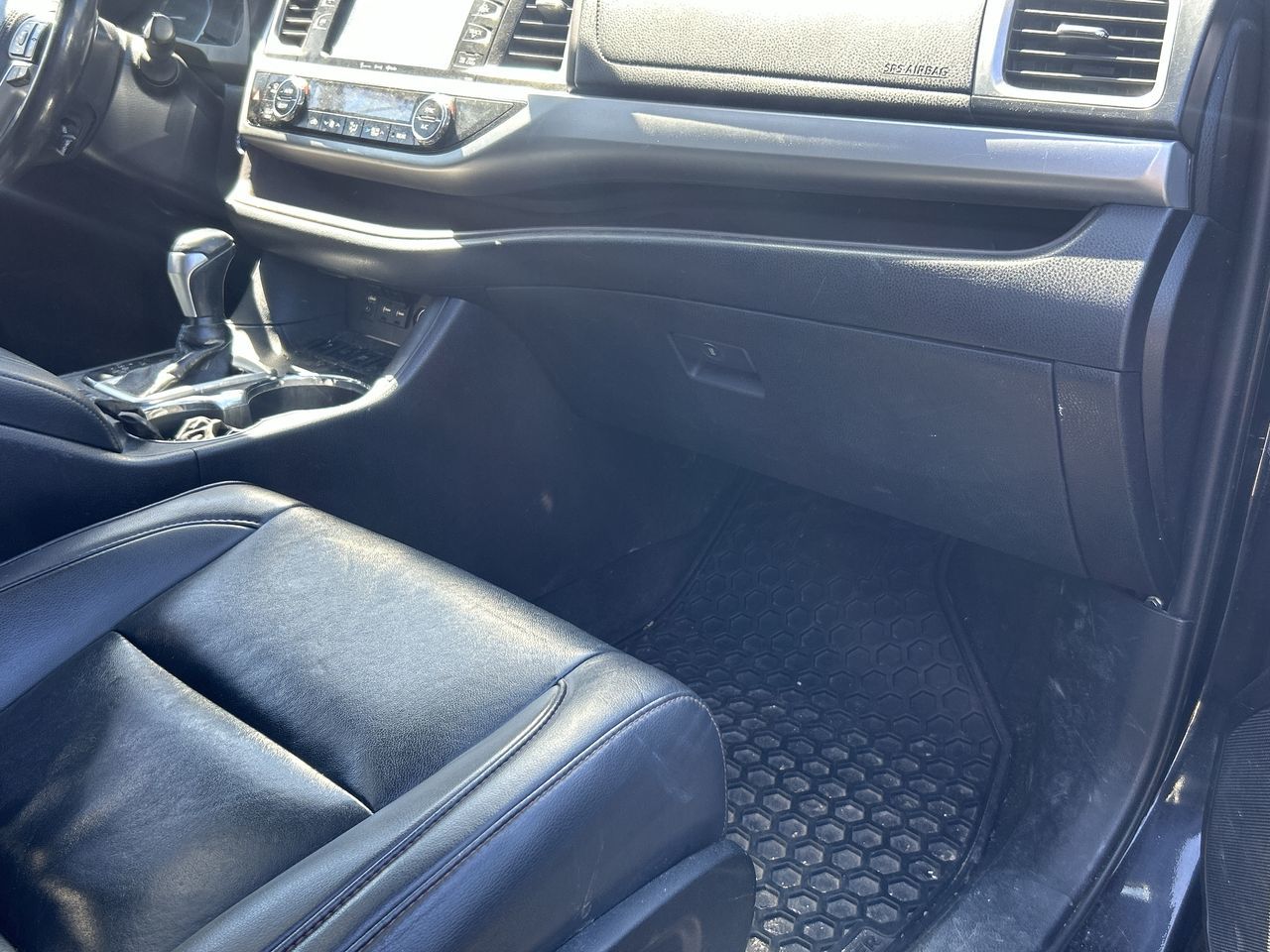 Toyota Highlander hybrid  2019 à Bolton, Ontario