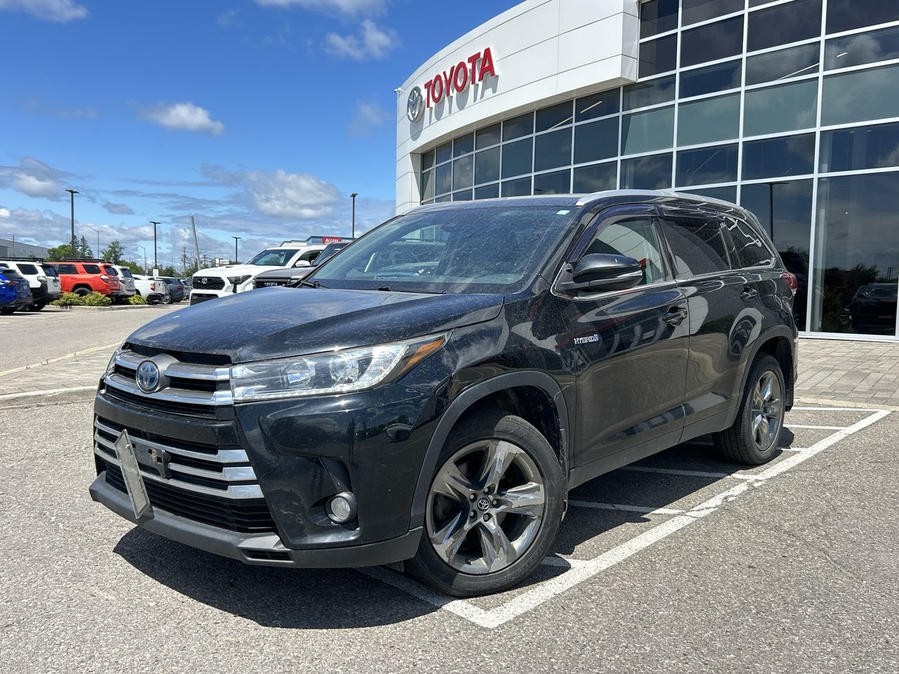 2019 Toyota Highlander hybrid in Bolton, Ontario