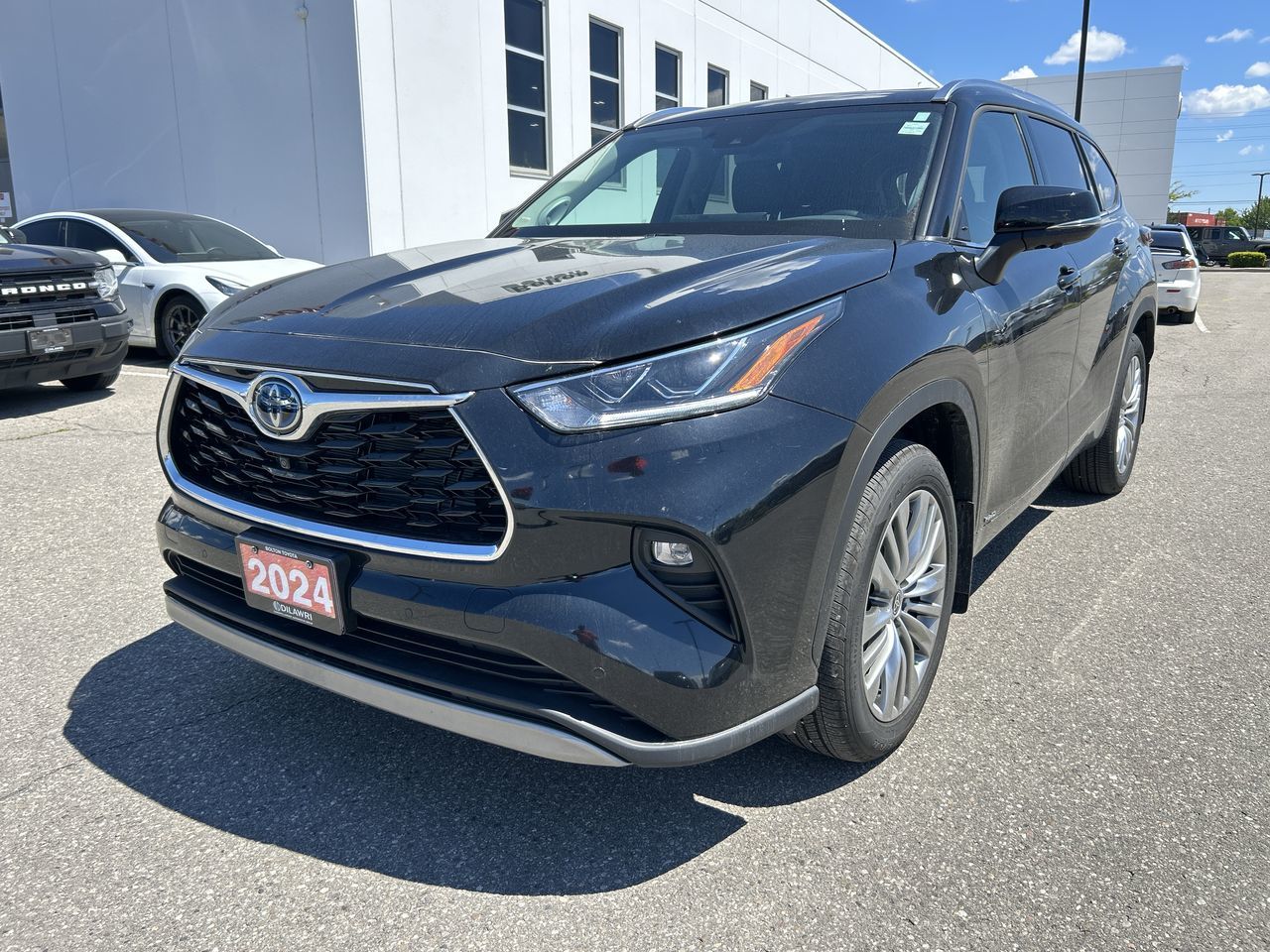 2024 Toyota Highlander hybrid in Bolton, Ontario