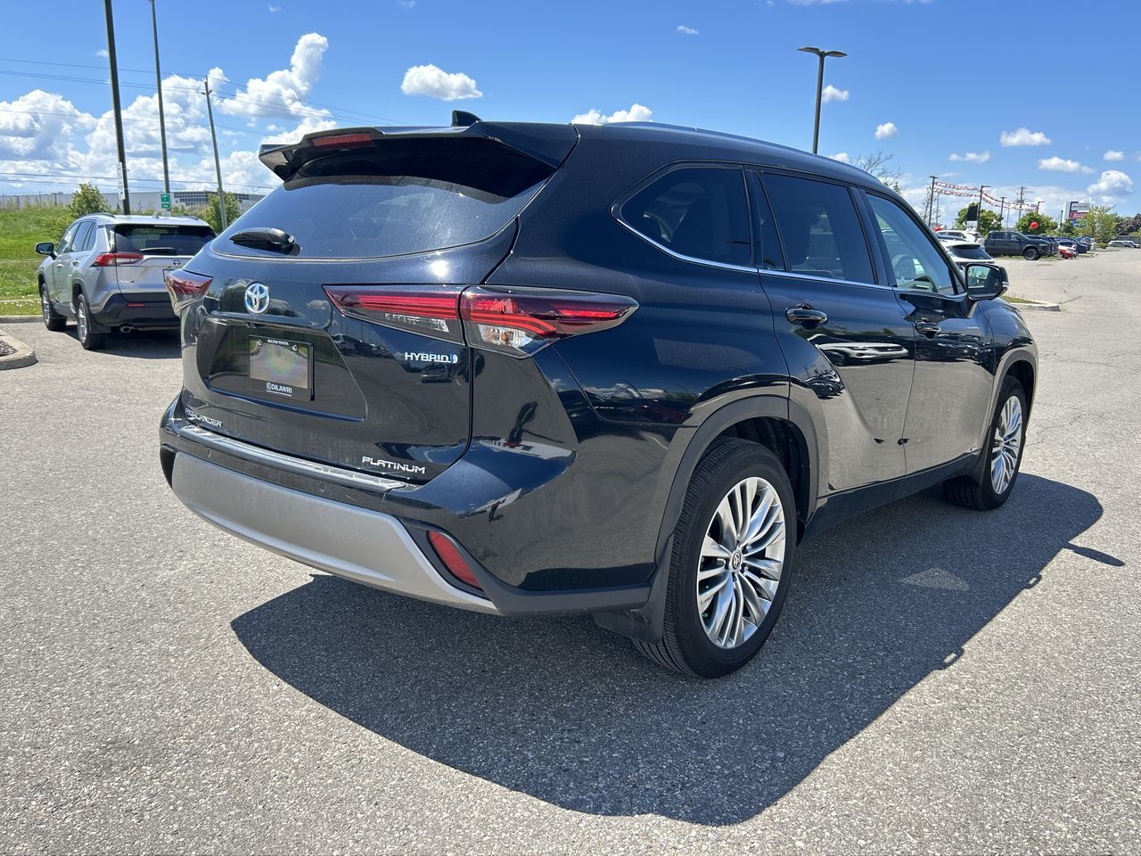 2024 Toyota Highlander hybrid in Bolton, Ontario
