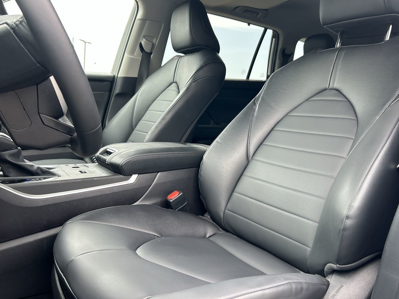2024 Toyota Highlander hybrid in Bolton, Ontario