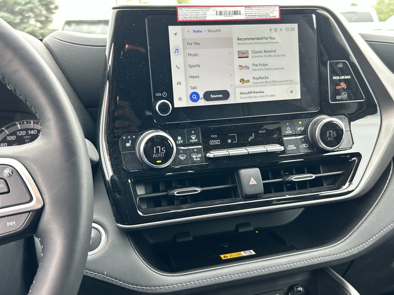 2024 Toyota Highlander hybrid in Bolton, Ontario