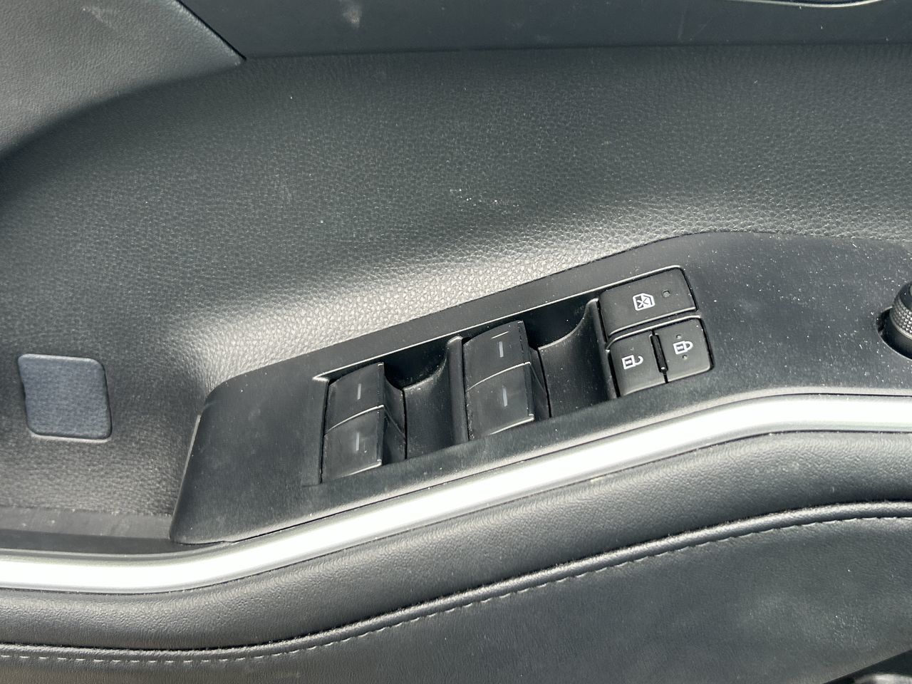 2024 Toyota Highlander hybrid in Bolton, Ontario
