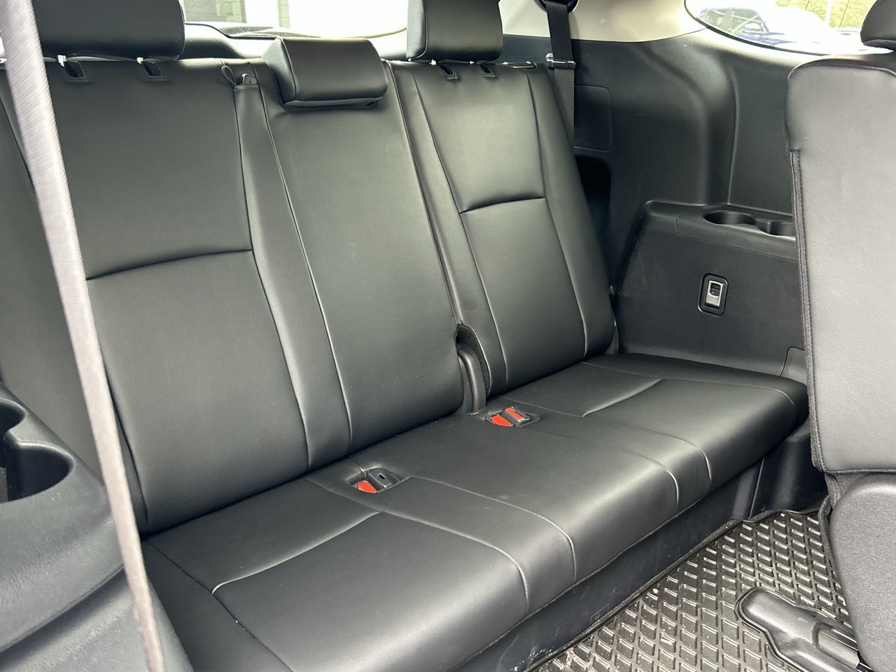 2024 Toyota Highlander hybrid in Bolton, Ontario