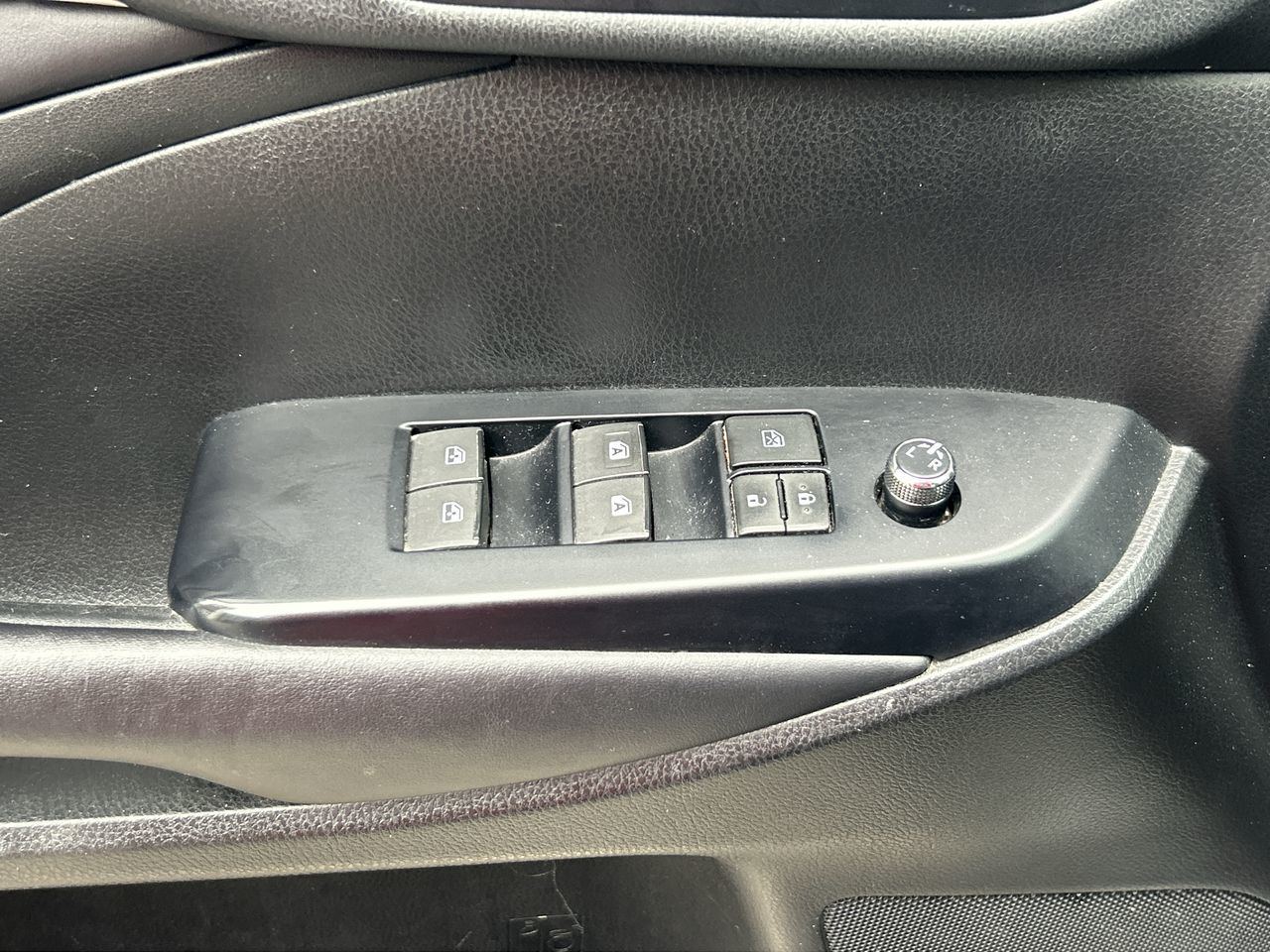 2018 Toyota Highlander in Bolton, Ontario