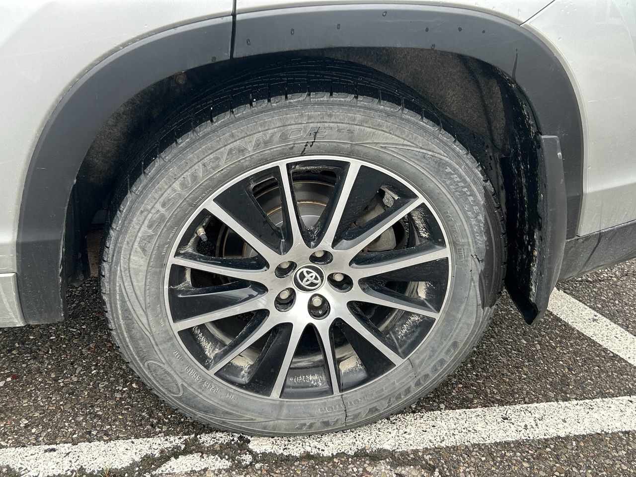 2018 Toyota Highlander in Bolton, Ontario