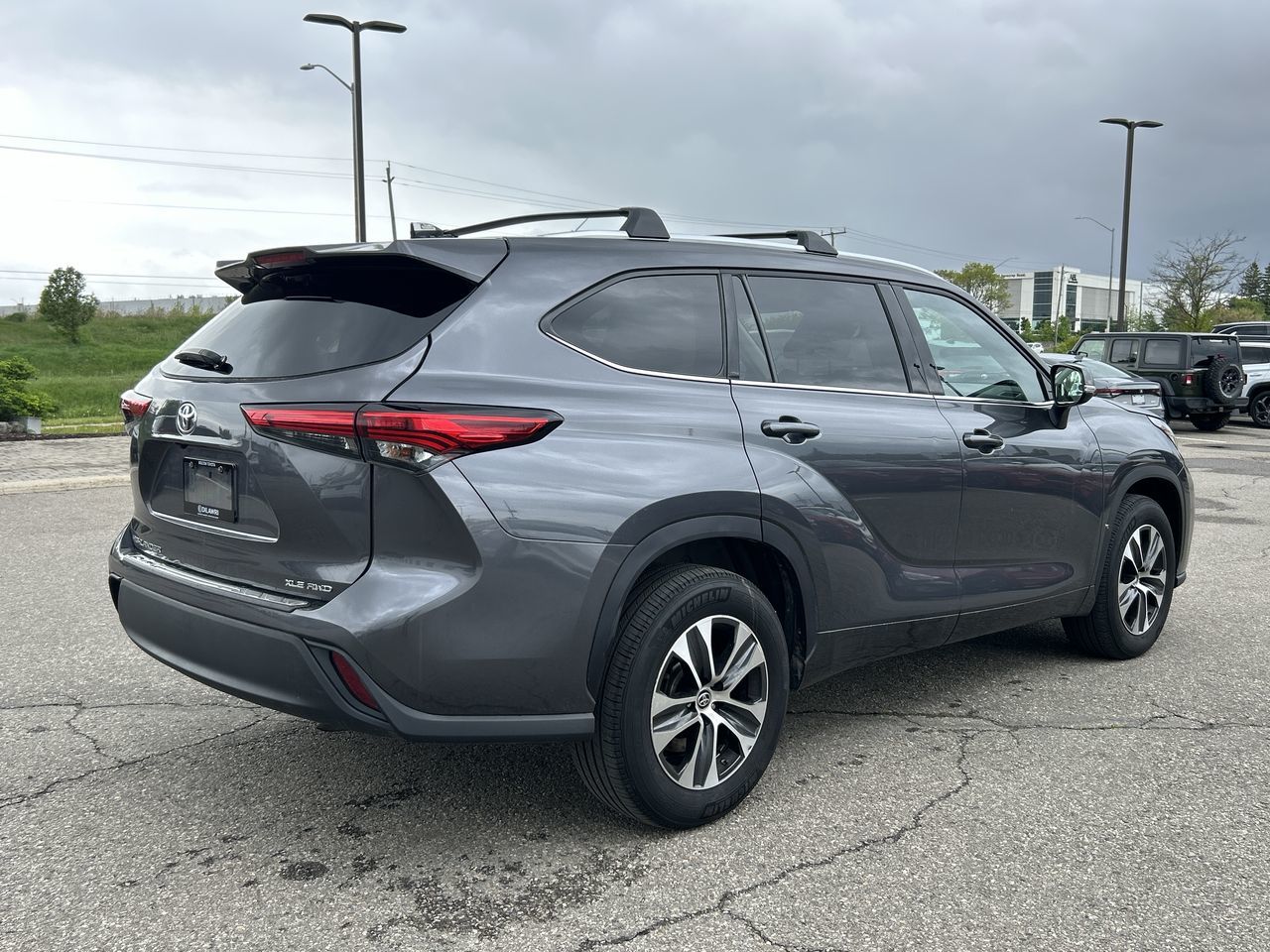 2021 Toyota Highlander in Bolton, Ontario