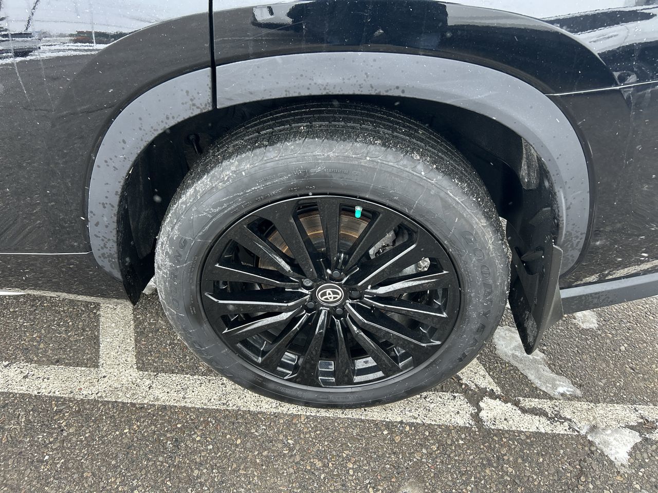 Toyota Highlander  2024 à Bolton, Ontario