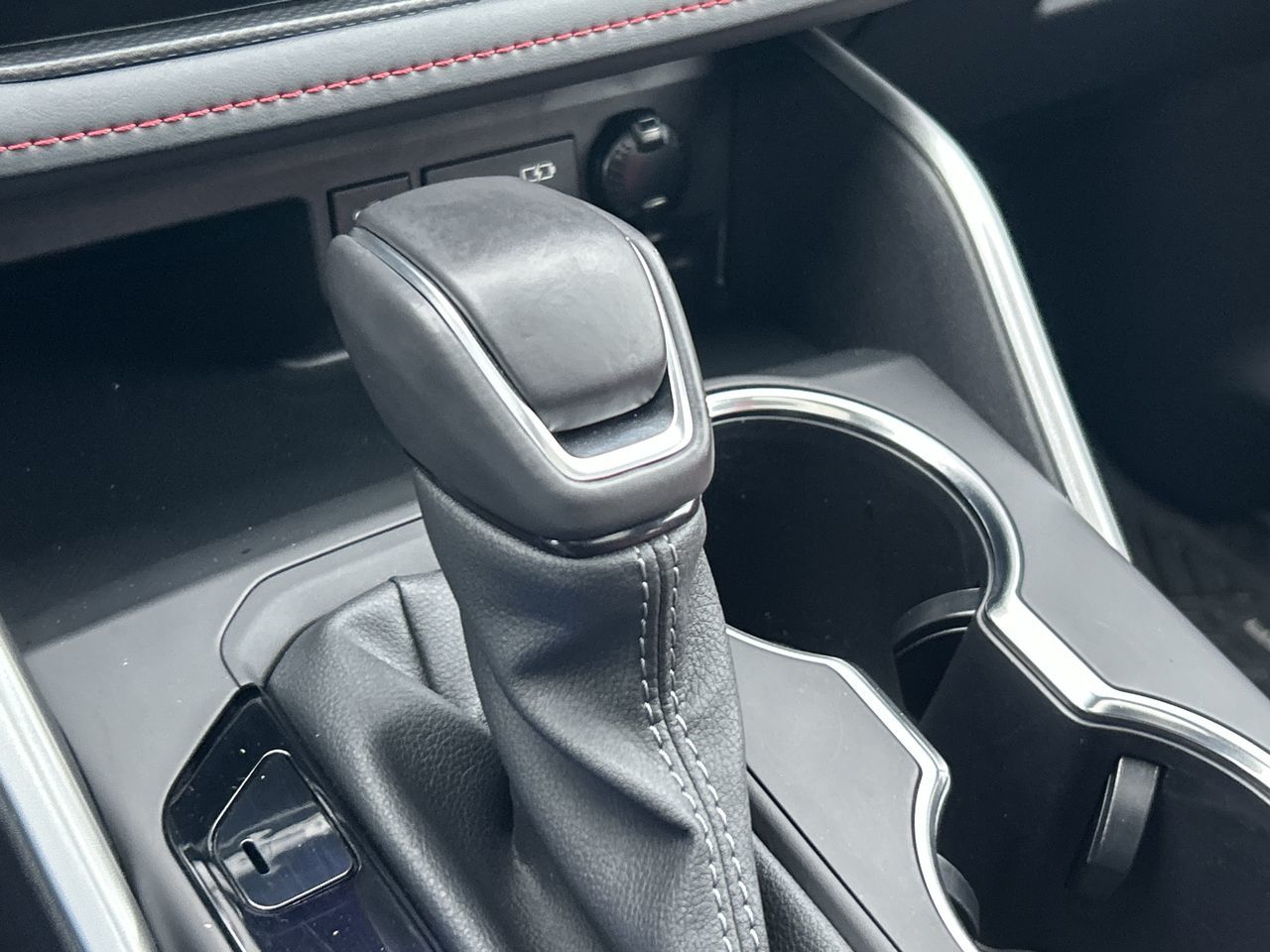 Toyota Highlander  2024 à Bolton, Ontario