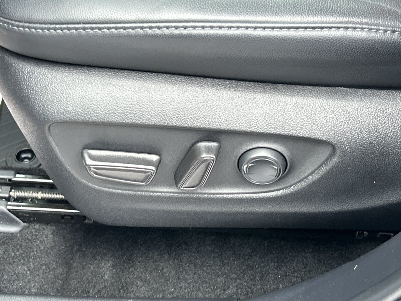 Toyota Highlander  2024 à Bolton, Ontario