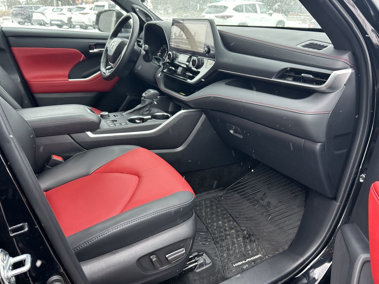 Toyota Highlander  2024 à Bolton, Ontario