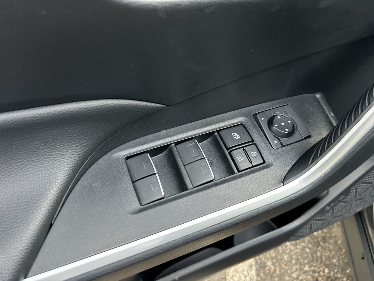 Toyota RAV4 Hybrid  2022 à Bolton, Ontario