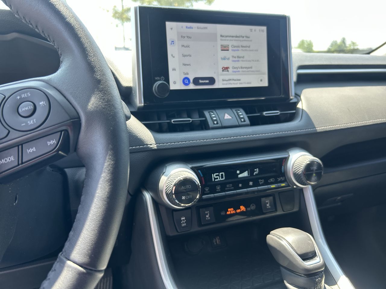 Toyota RAV4 Hybrid  2024 à Bolton, Ontario