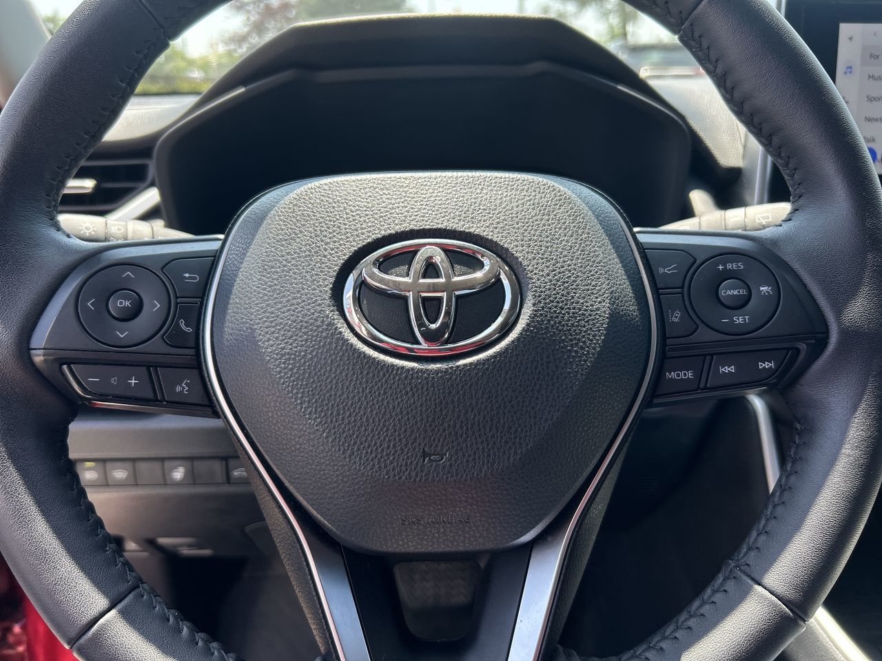 Toyota RAV4 Hybrid  2024 à Bolton, Ontario