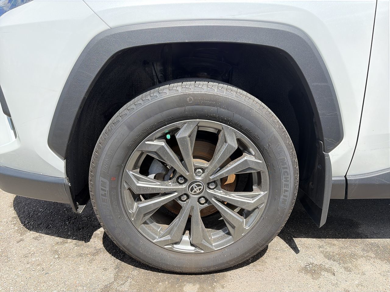 Toyota RAV4 Hybrid  2024 à Bolton, Ontario