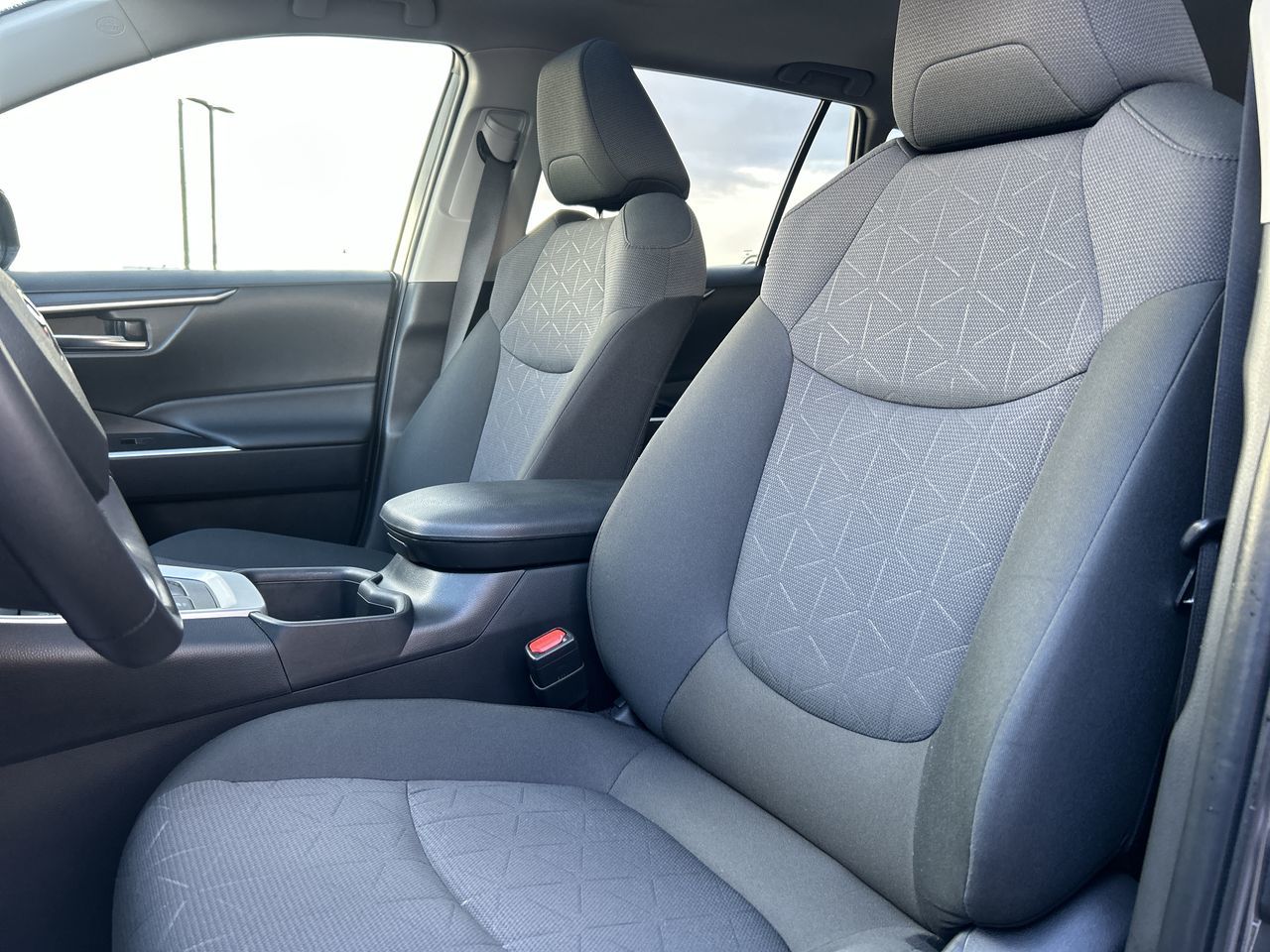 2025 Toyota RAV4 Hybrid