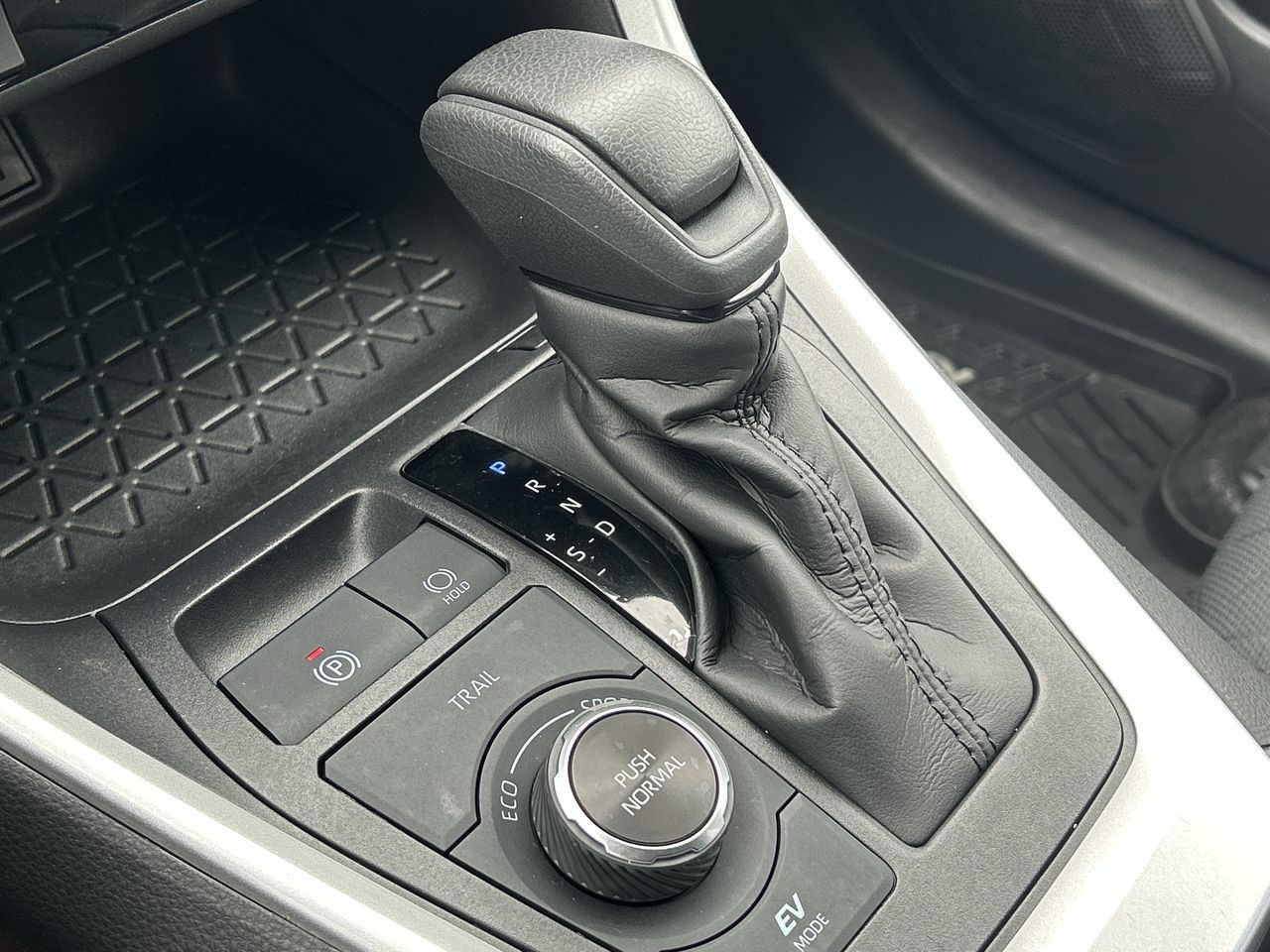 2025 Toyota RAV4 Hybrid