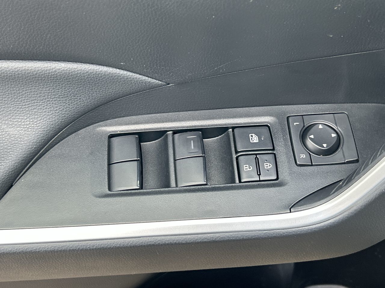 2025 Toyota RAV4 Hybrid