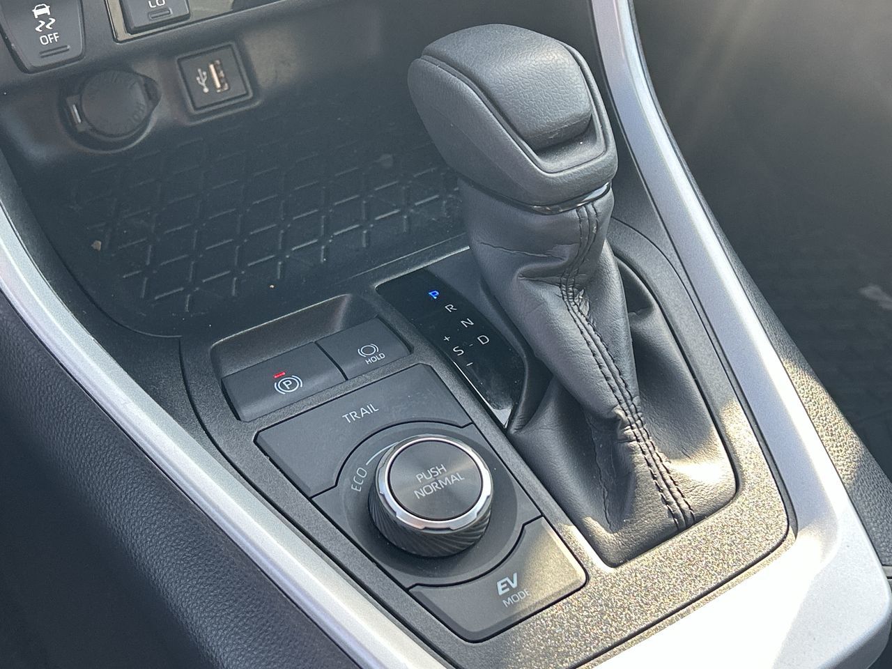 2025 Toyota RAV4 Hybrid