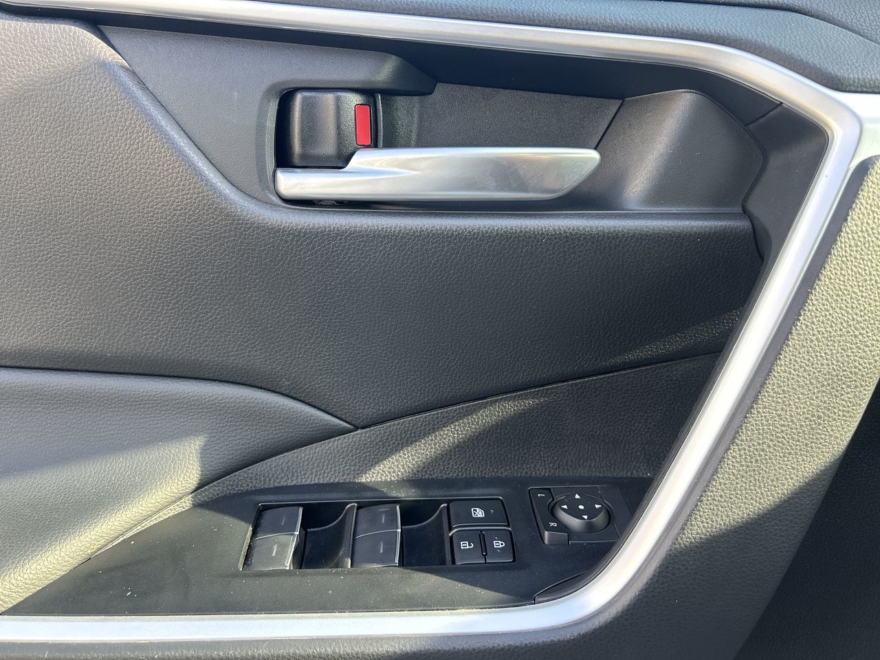 2025 Toyota RAV4 Hybrid