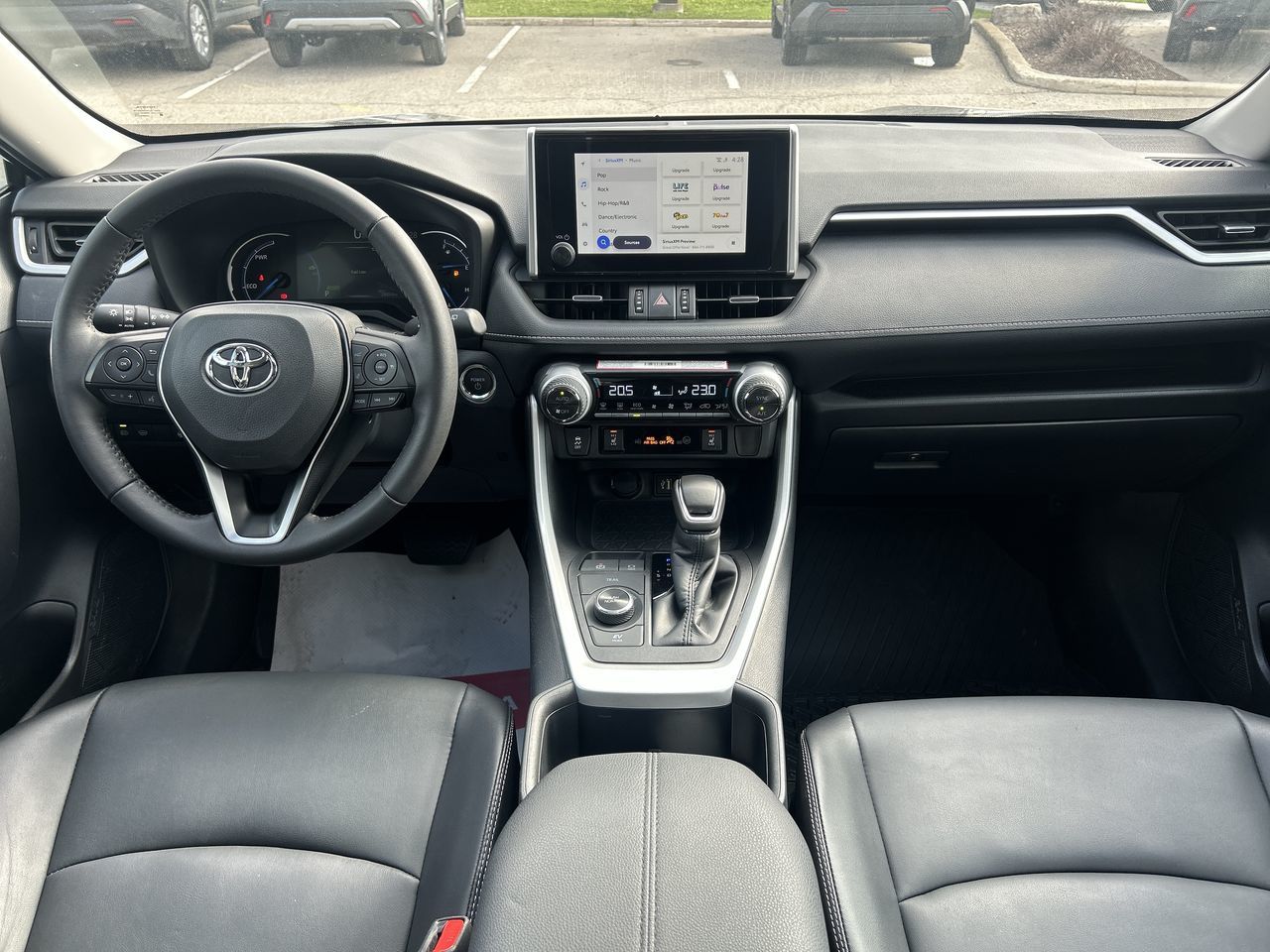 Toyota RAV4 Hybrid  2025 à Bolton, Ontario
