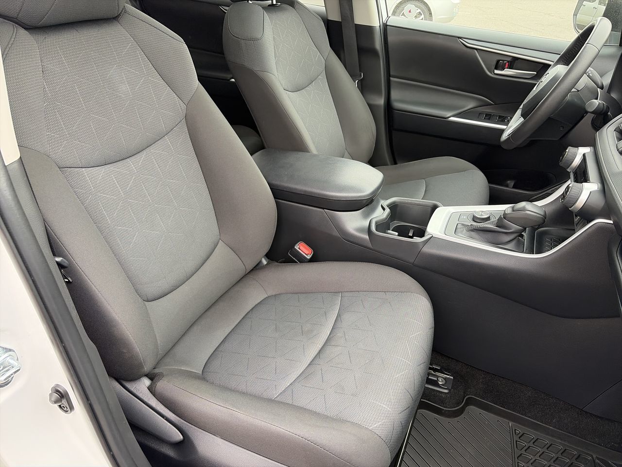 2025 Toyota RAV4 Hybrid