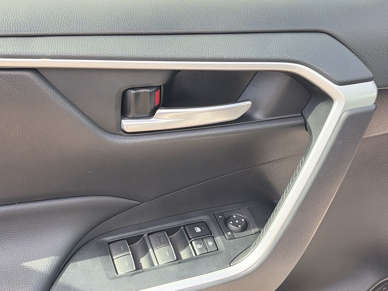 2025 Toyota RAV4 Hybrid