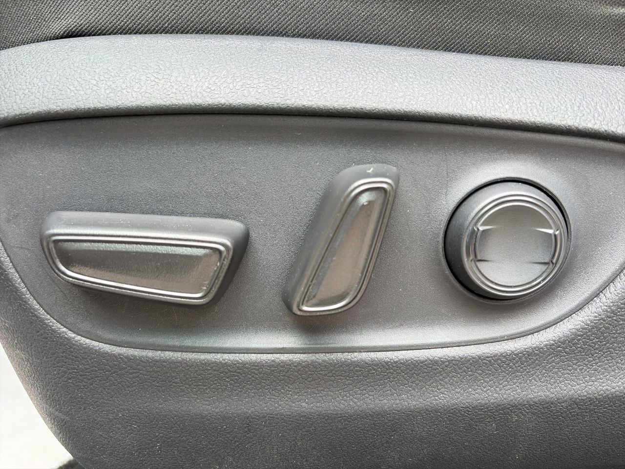 2025 Toyota RAV4 Hybrid