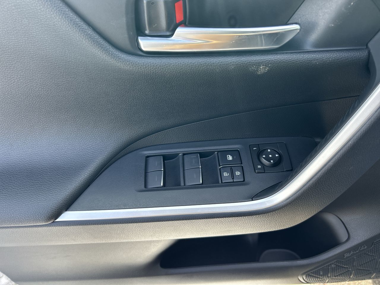 Toyota RAV4 Prime  2023 à Bolton, Ontario