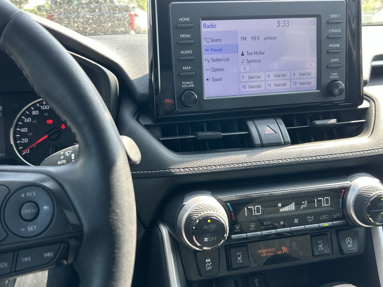 2022 Toyota RAV4 in Bolton, Ontario