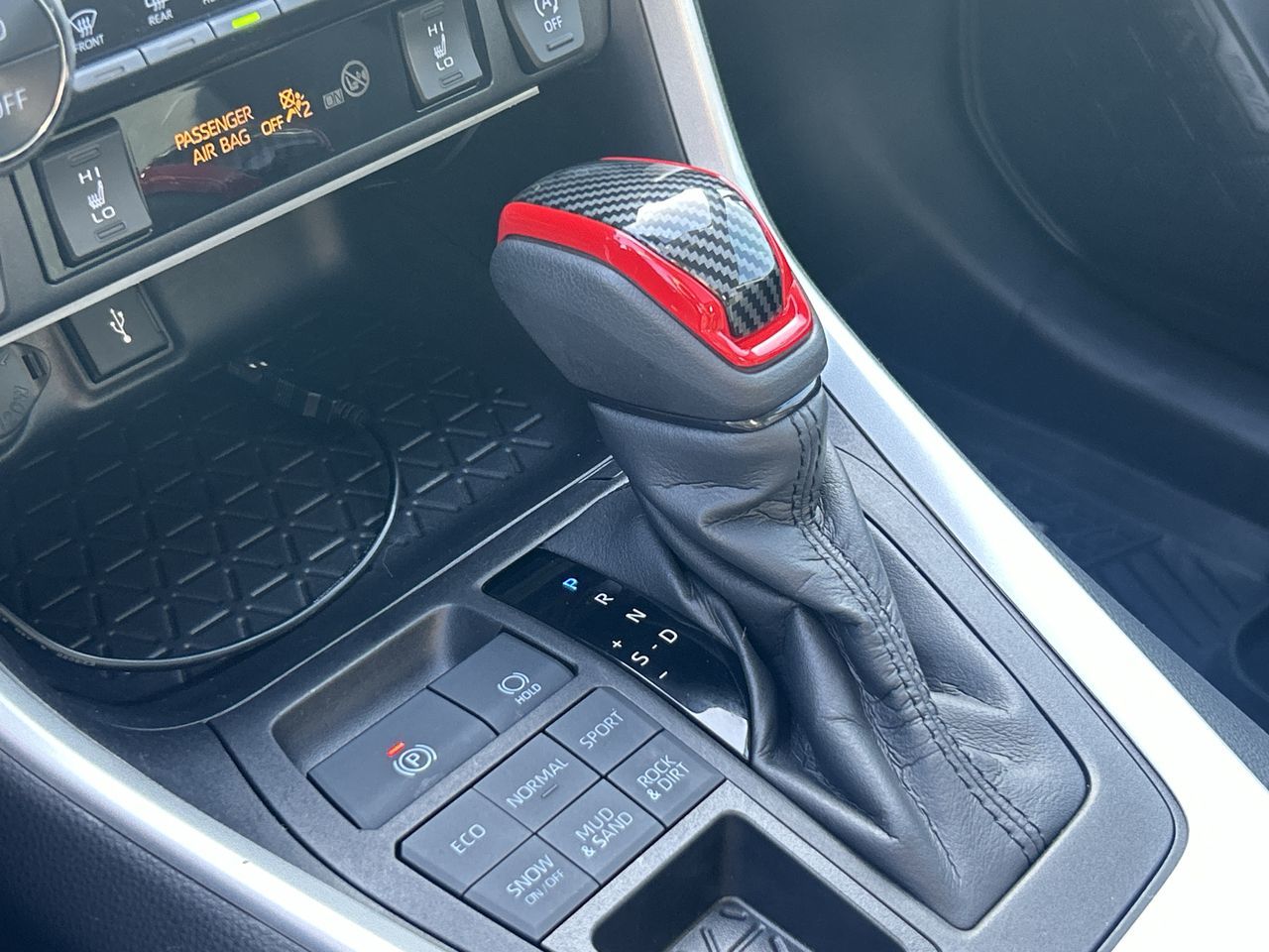 2022 Toyota RAV4 in Bolton, Ontario