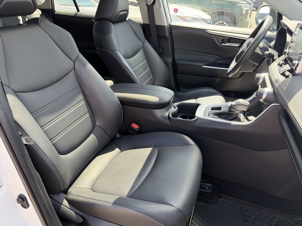 Toyota RAV4  2022 à Bolton, Ontario